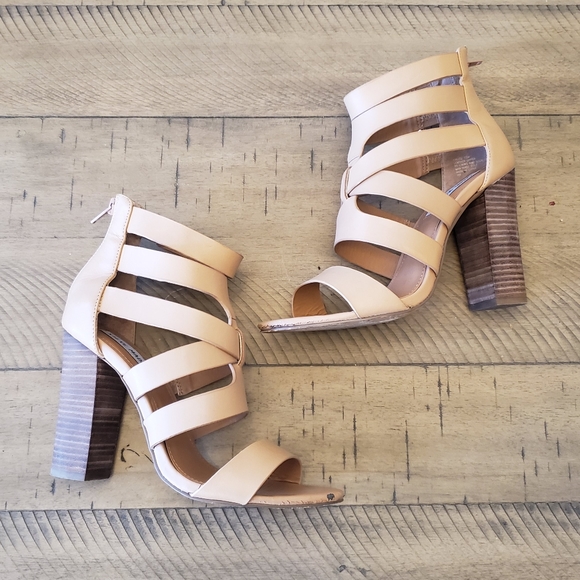 Steve Madden block heels - Picture 2 of 6